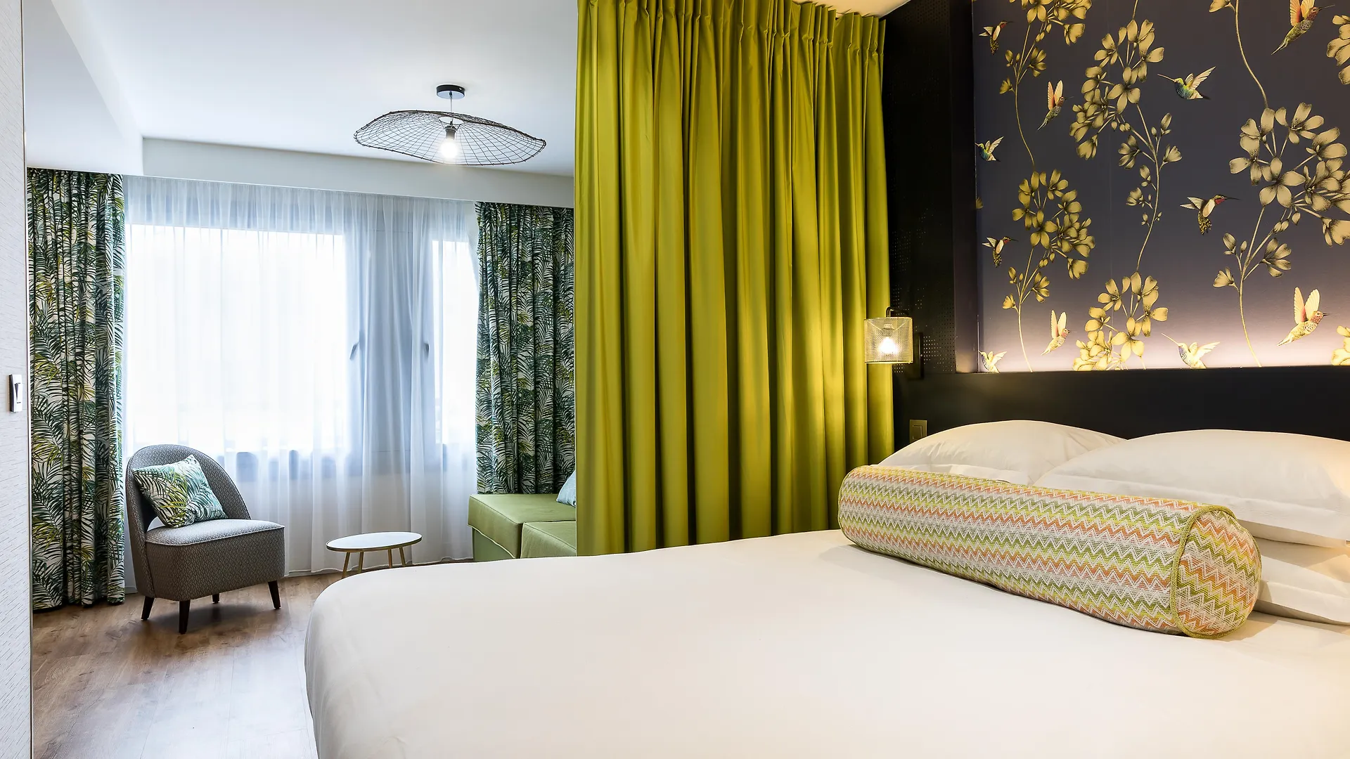 Aparthotel Cadet 4*
